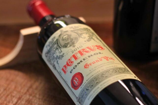 Garrafa de Château Petrus
