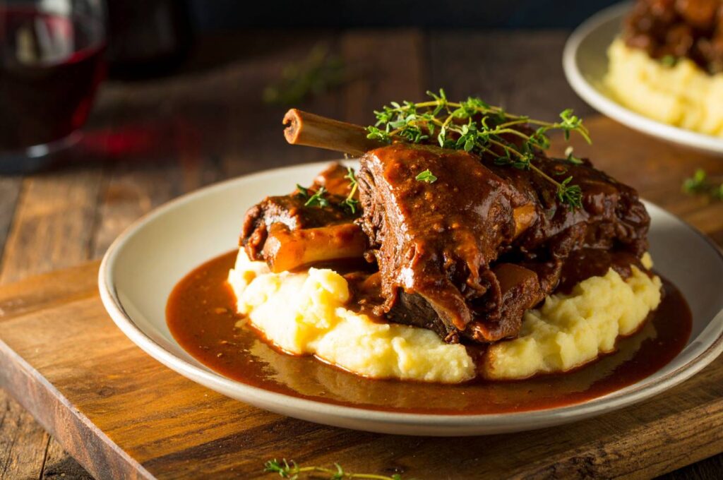 Vinho para a Páscoa: como harmonizar com bacalhau, cordeiro e chocolate